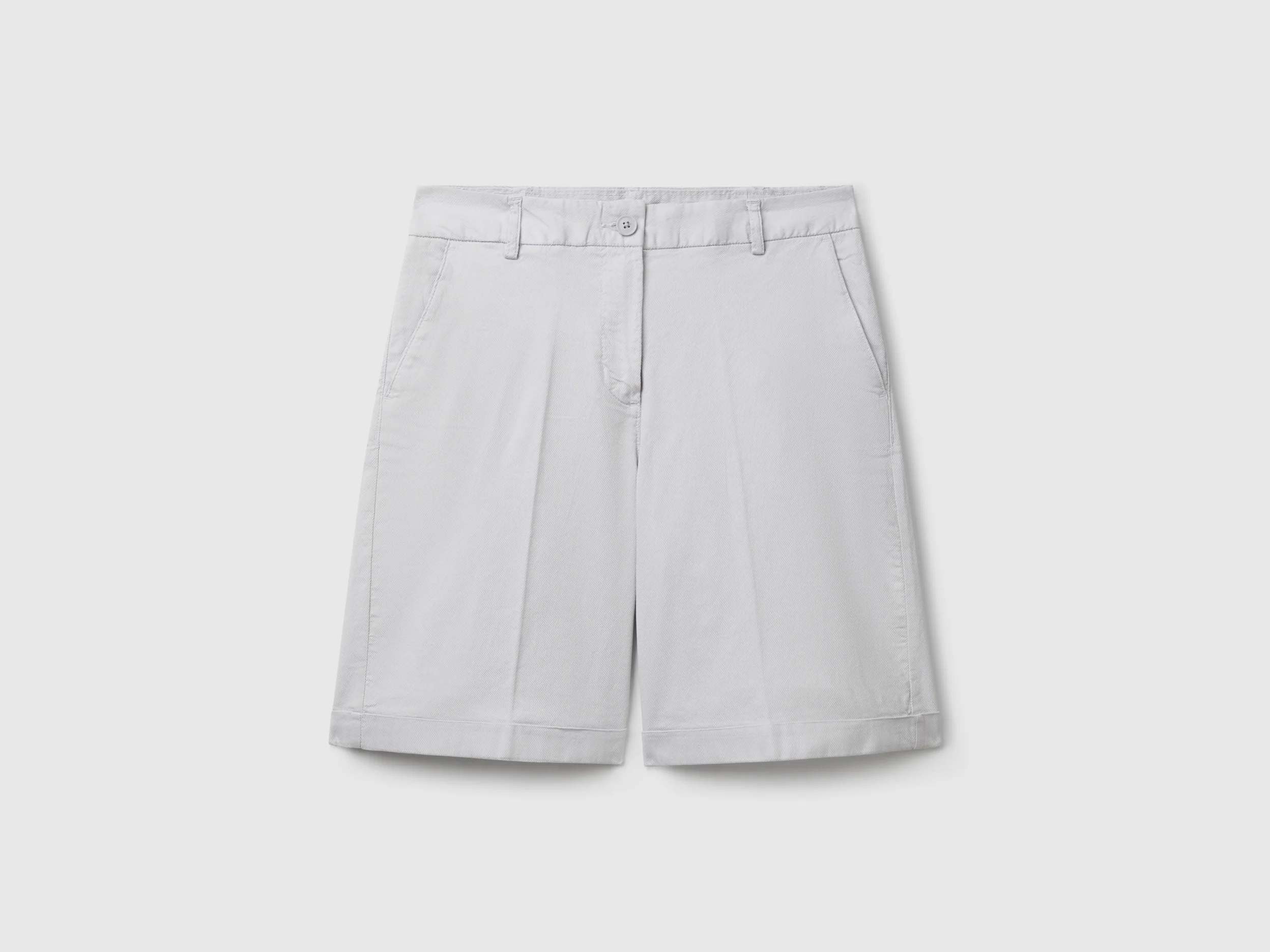 Bermuda con risvolto in cotone stretch
