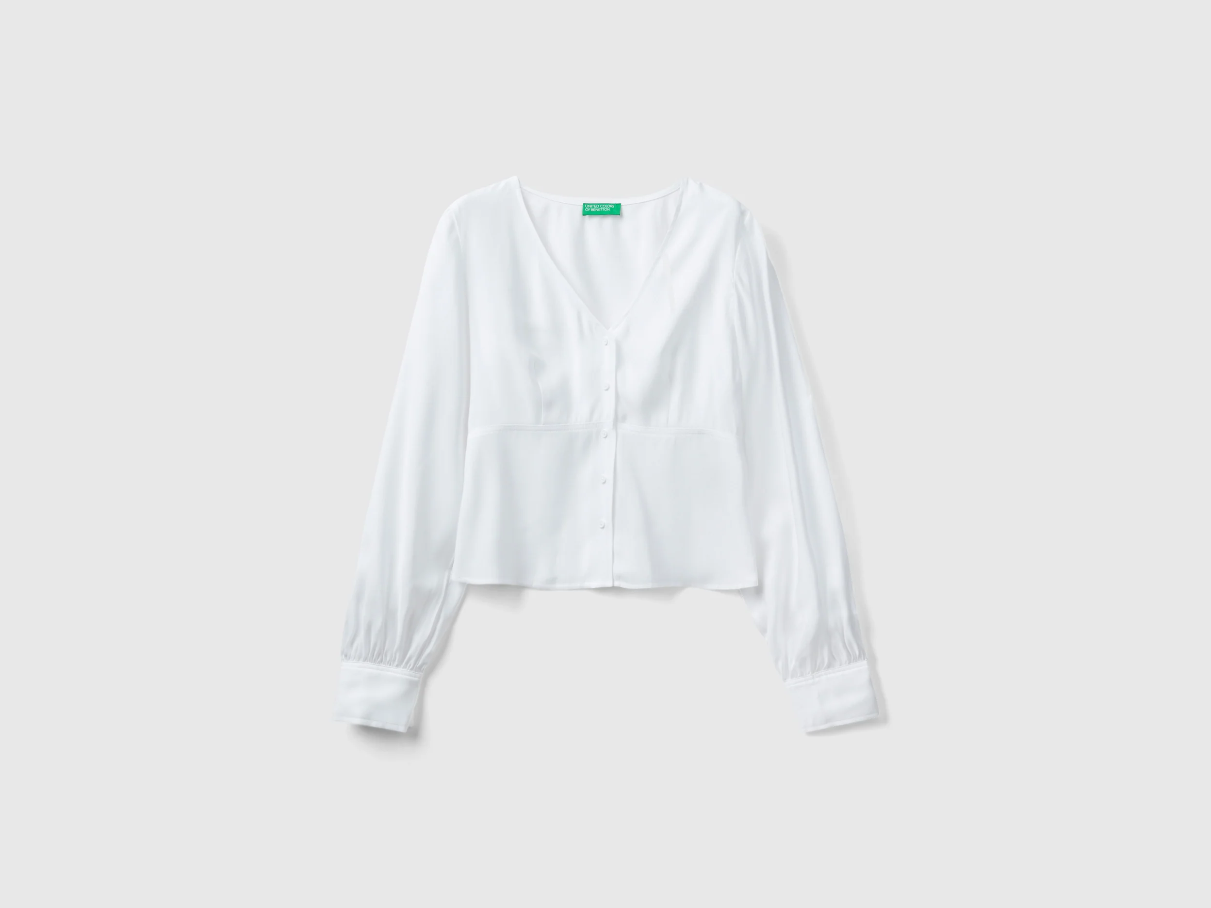 Camicia fluida con scollo a V