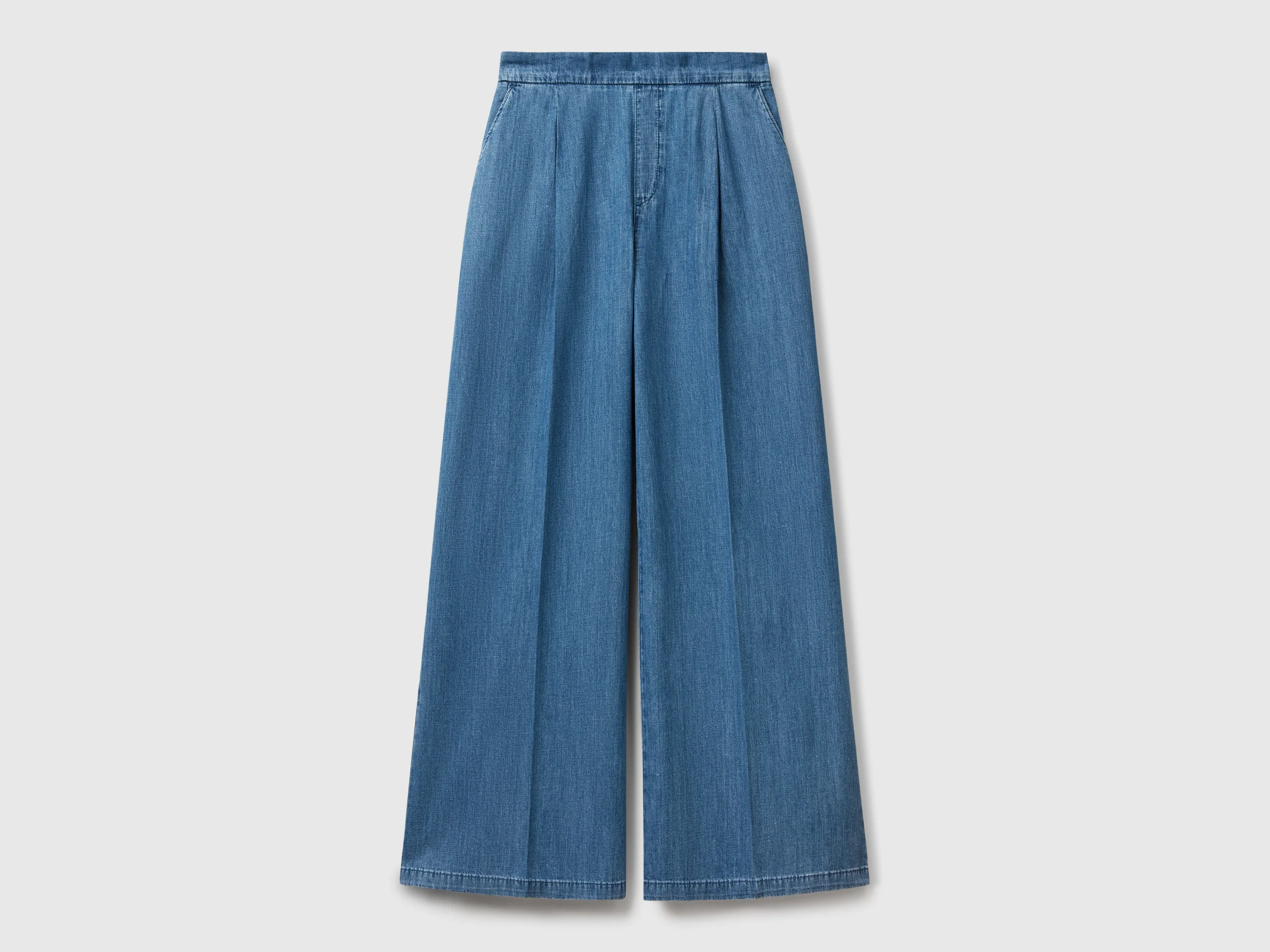 Jeans con elastico in vita