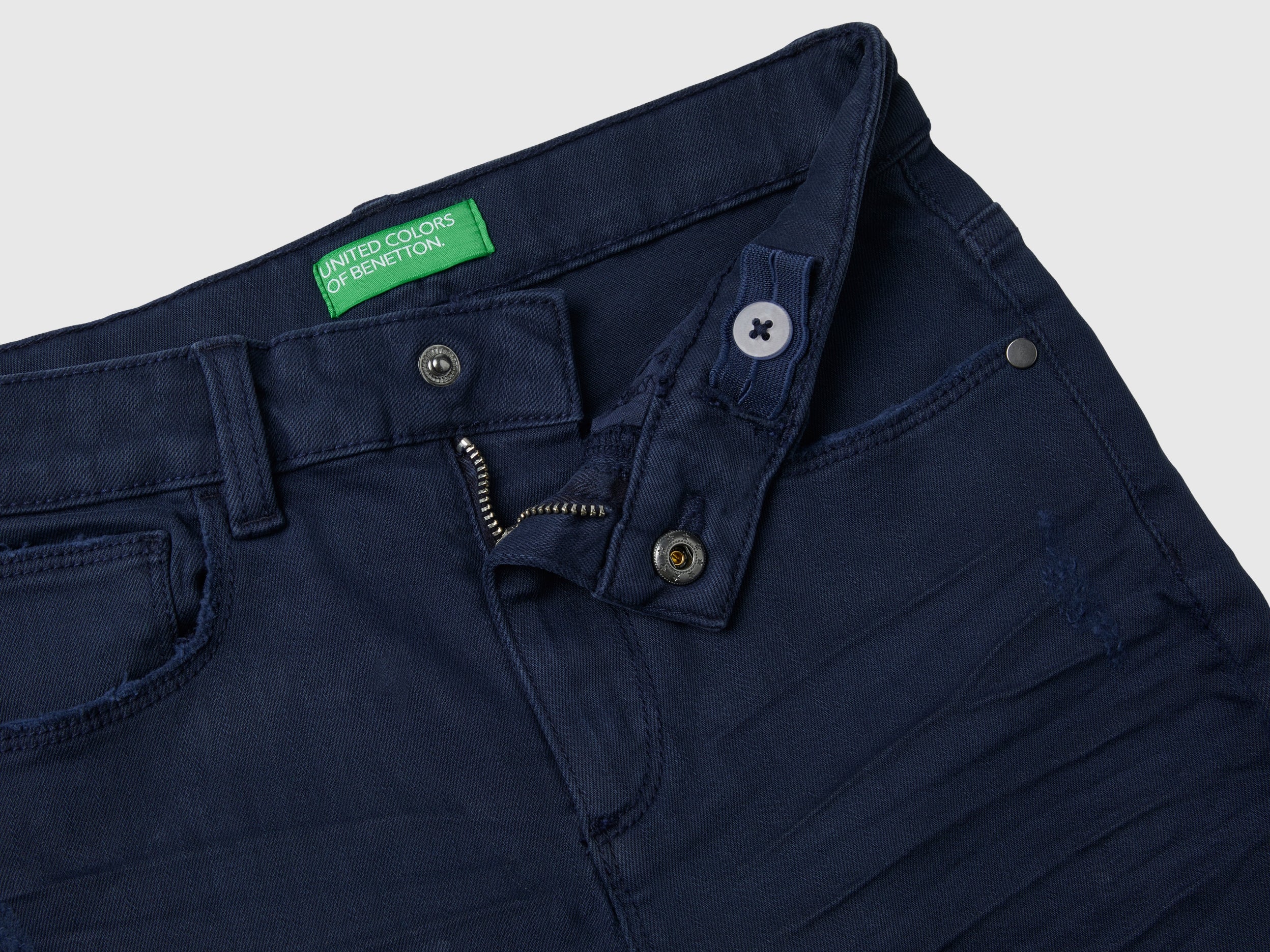 Jeans stretch con rotture - Image 3