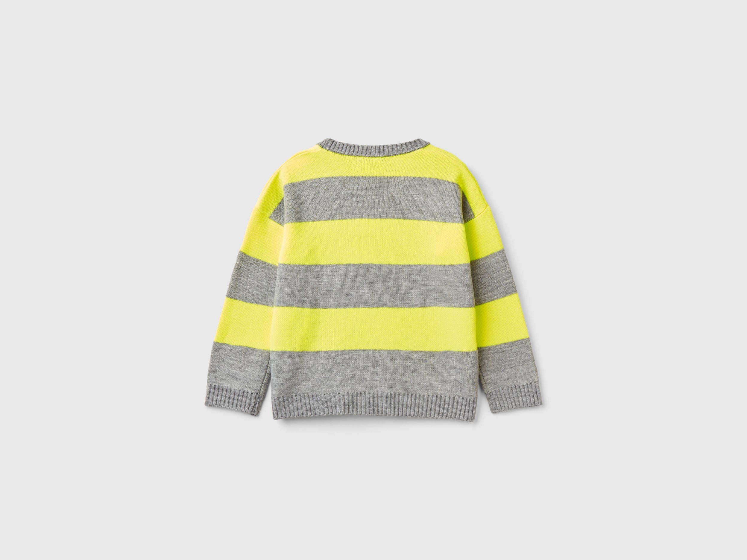 Maglia a righe con grafica skateboard - Image 2