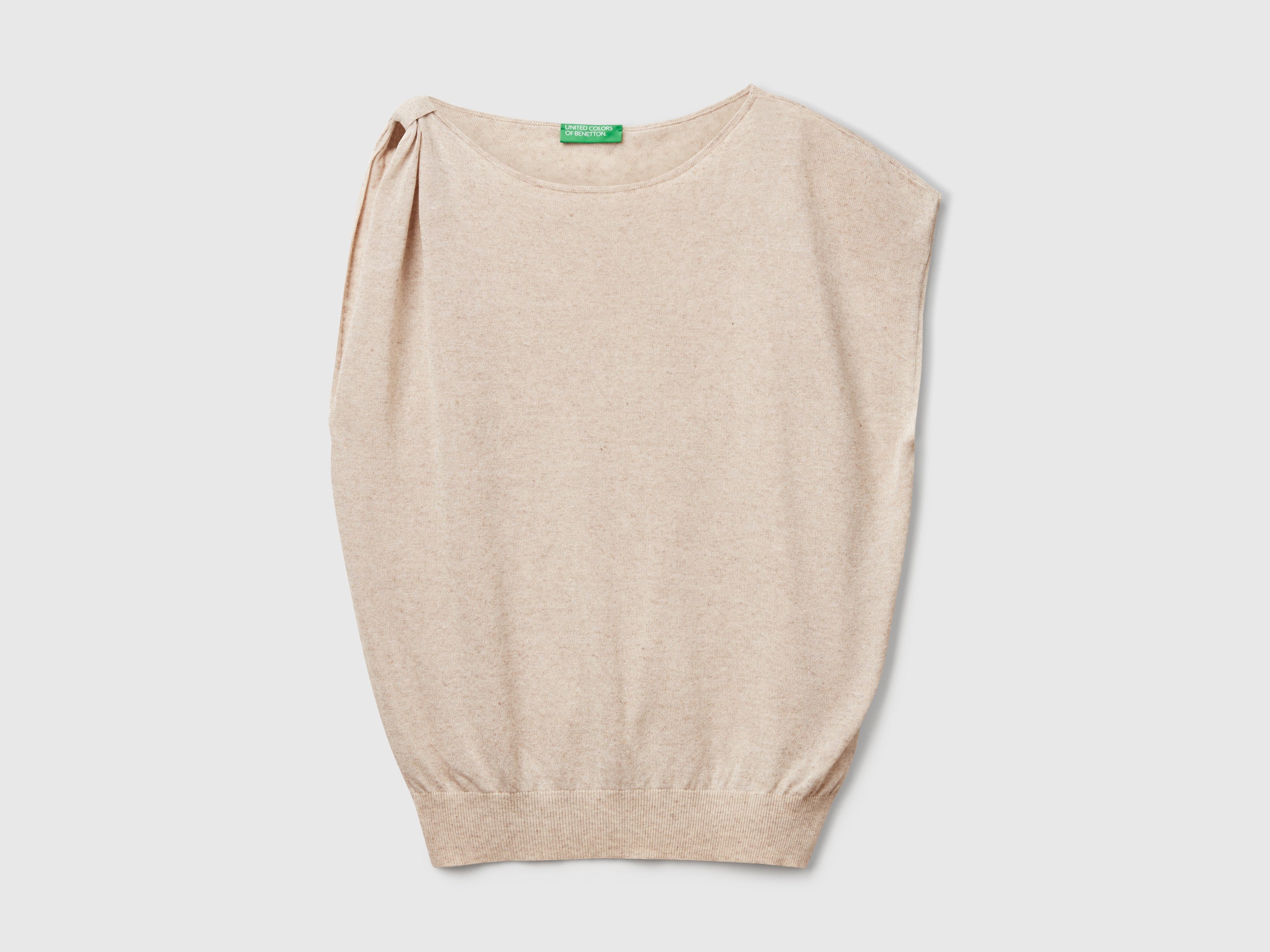 Maglia asimmetrica in misto lino