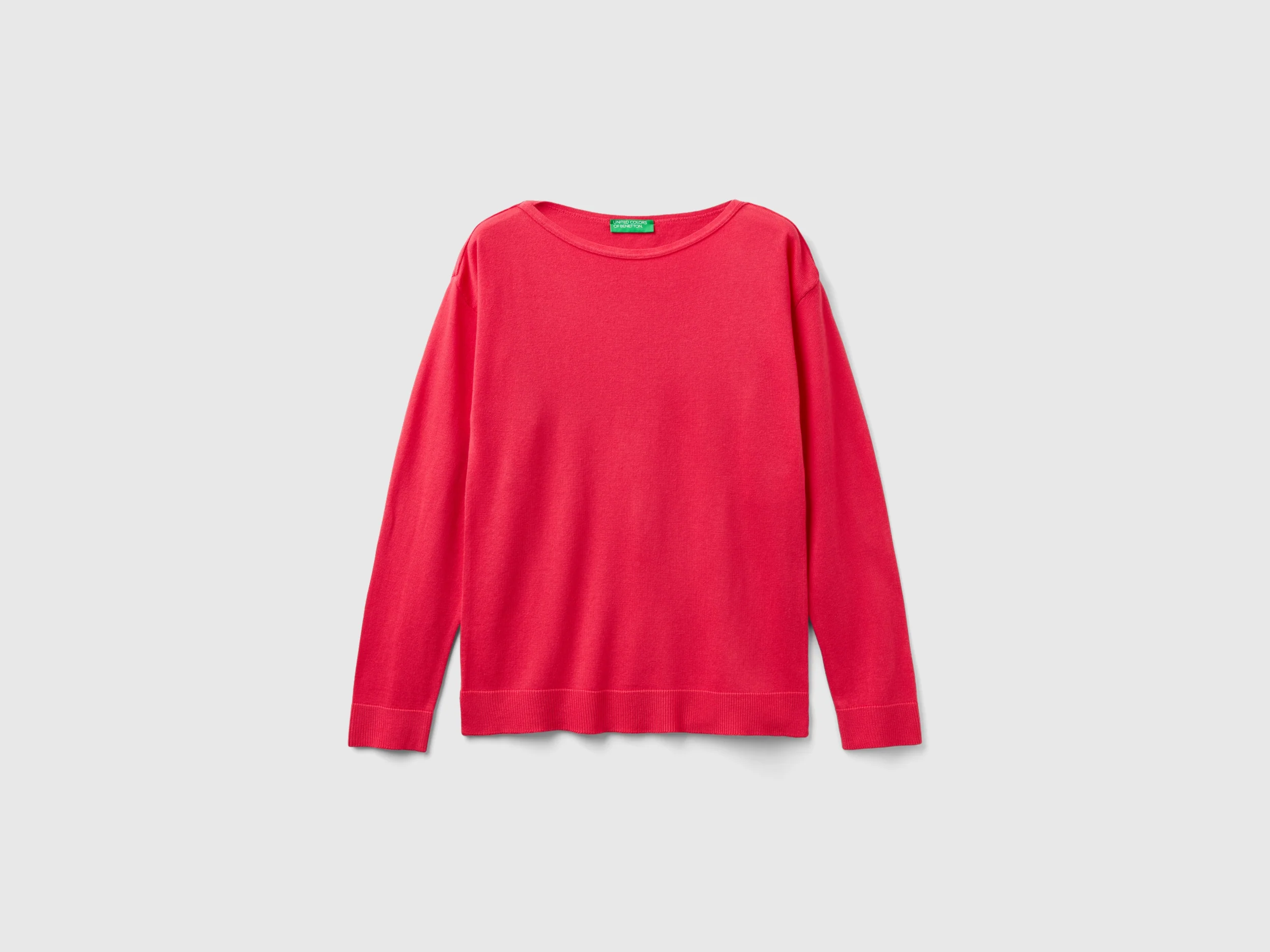 Maglia con scollo a barchetta