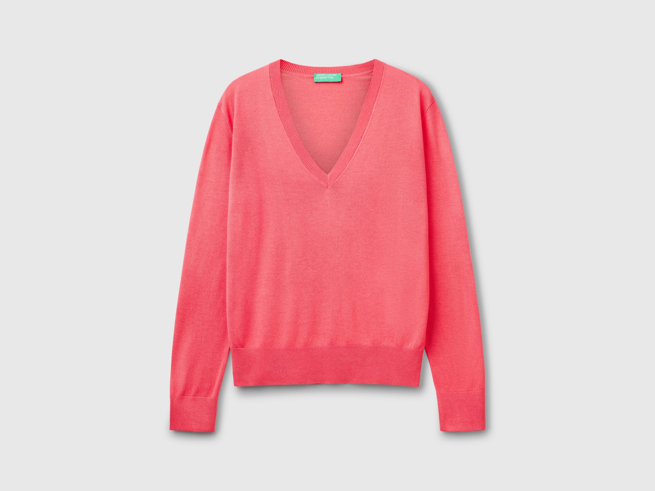 Maglia con scollo a V in misto seta