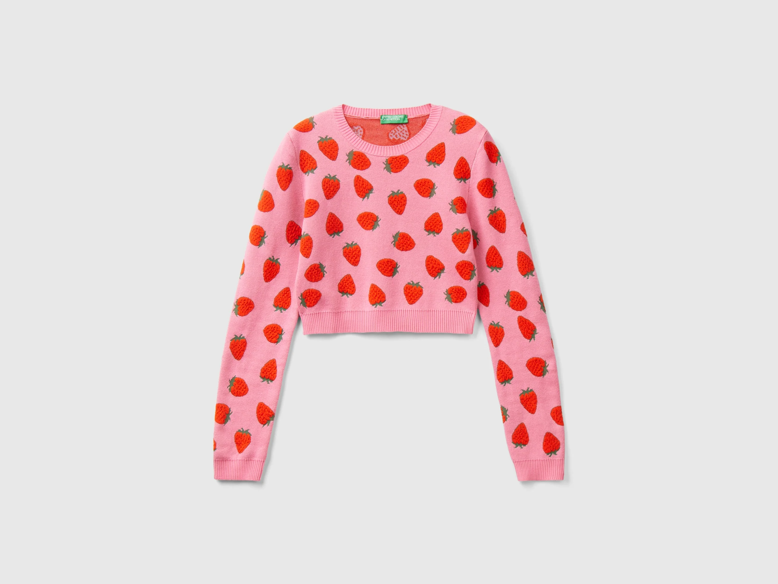 Maglia cropped con pattern fragole