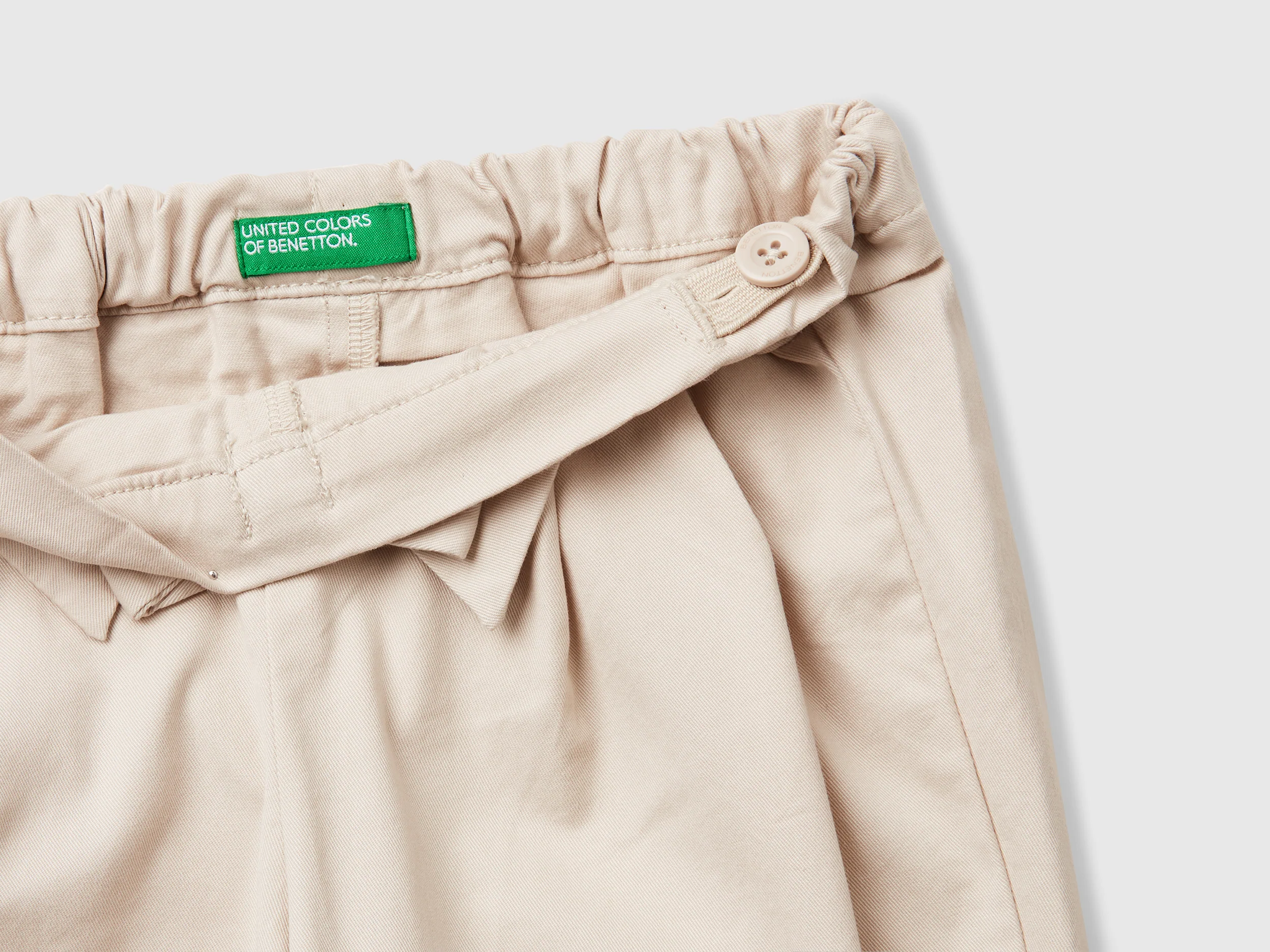 Pantaloni con fiocco - Image 3
