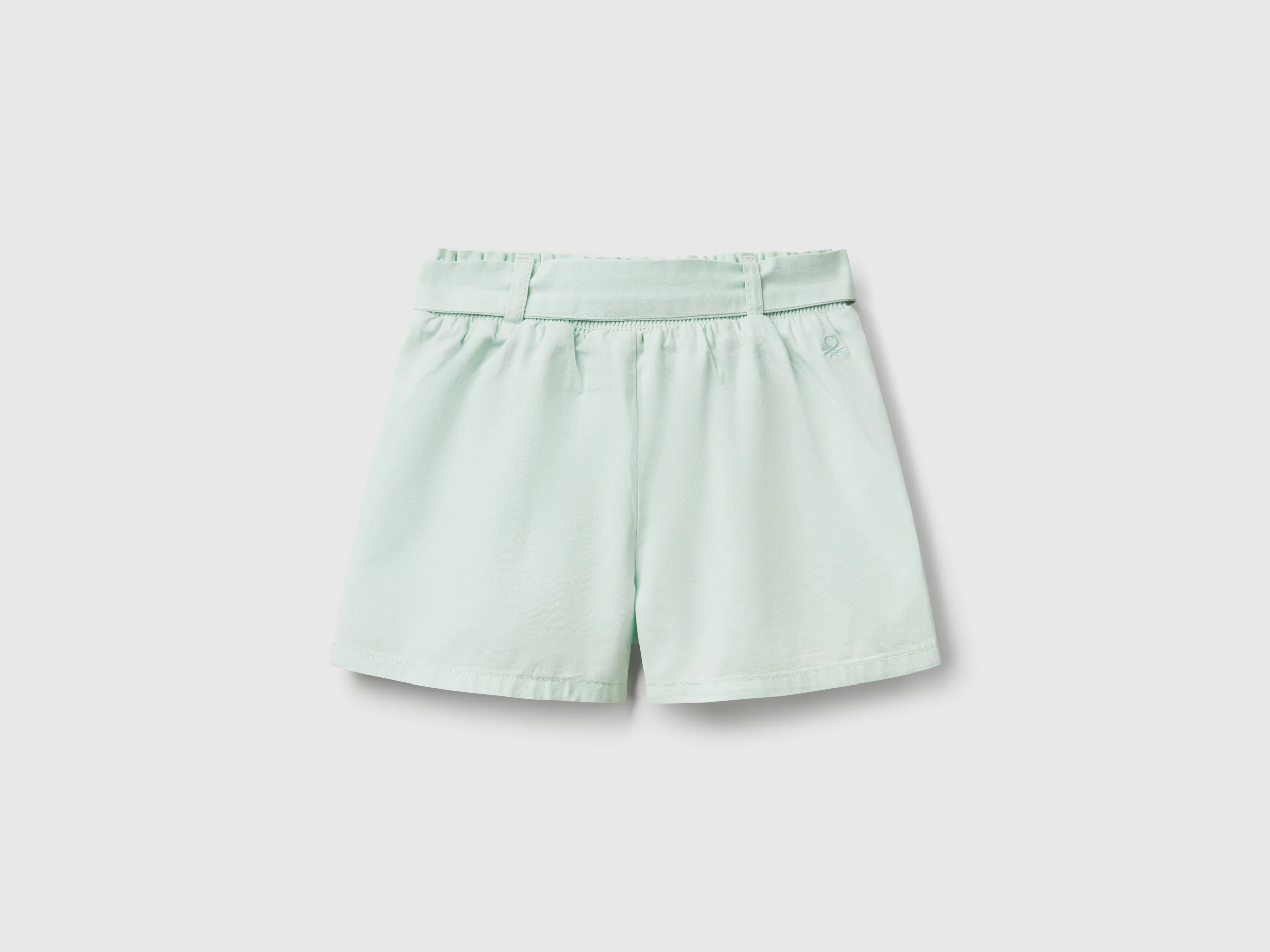 Pantaloni corti con fusciacca - Image 2