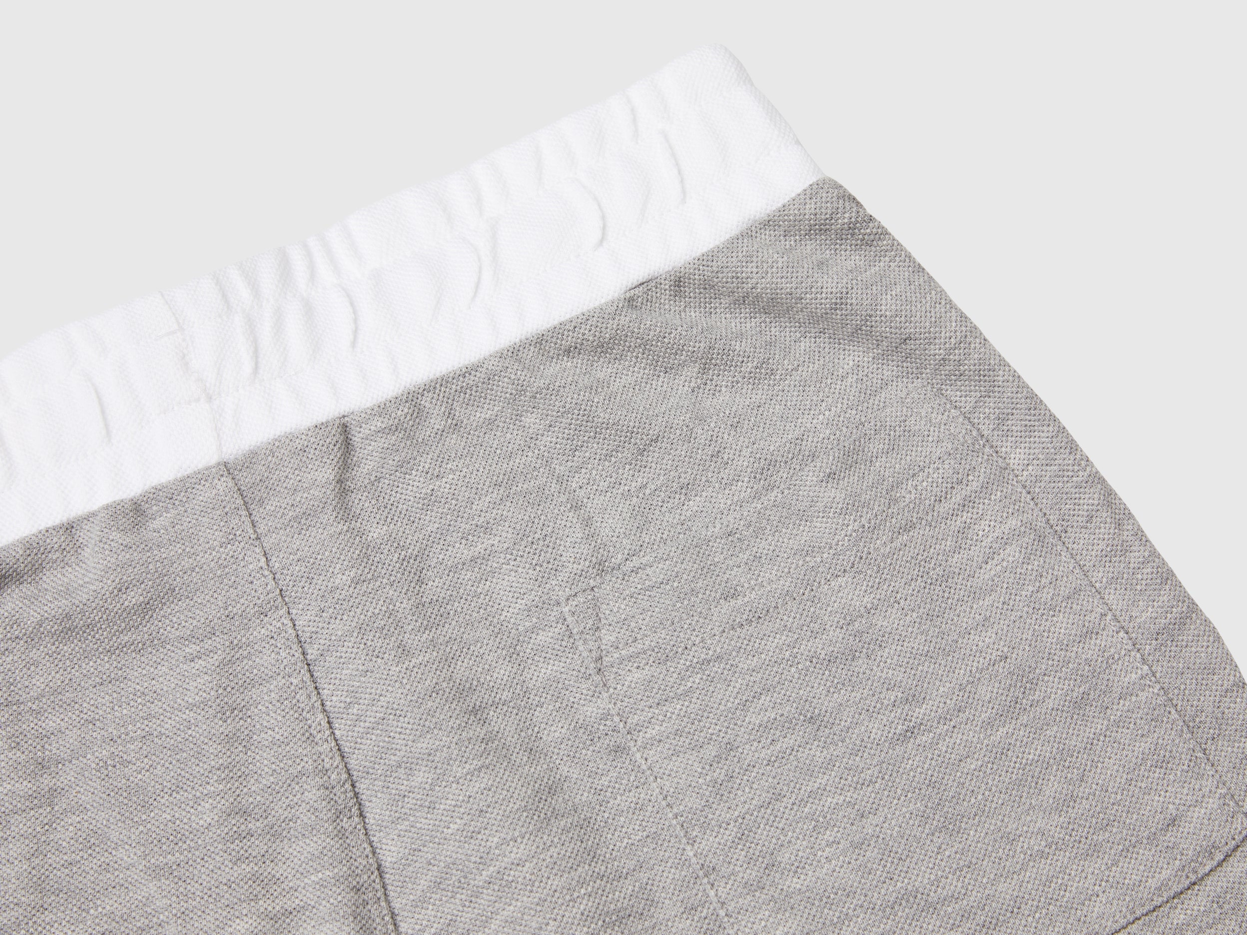 Pantaloni corti in cotone bio - Image 2