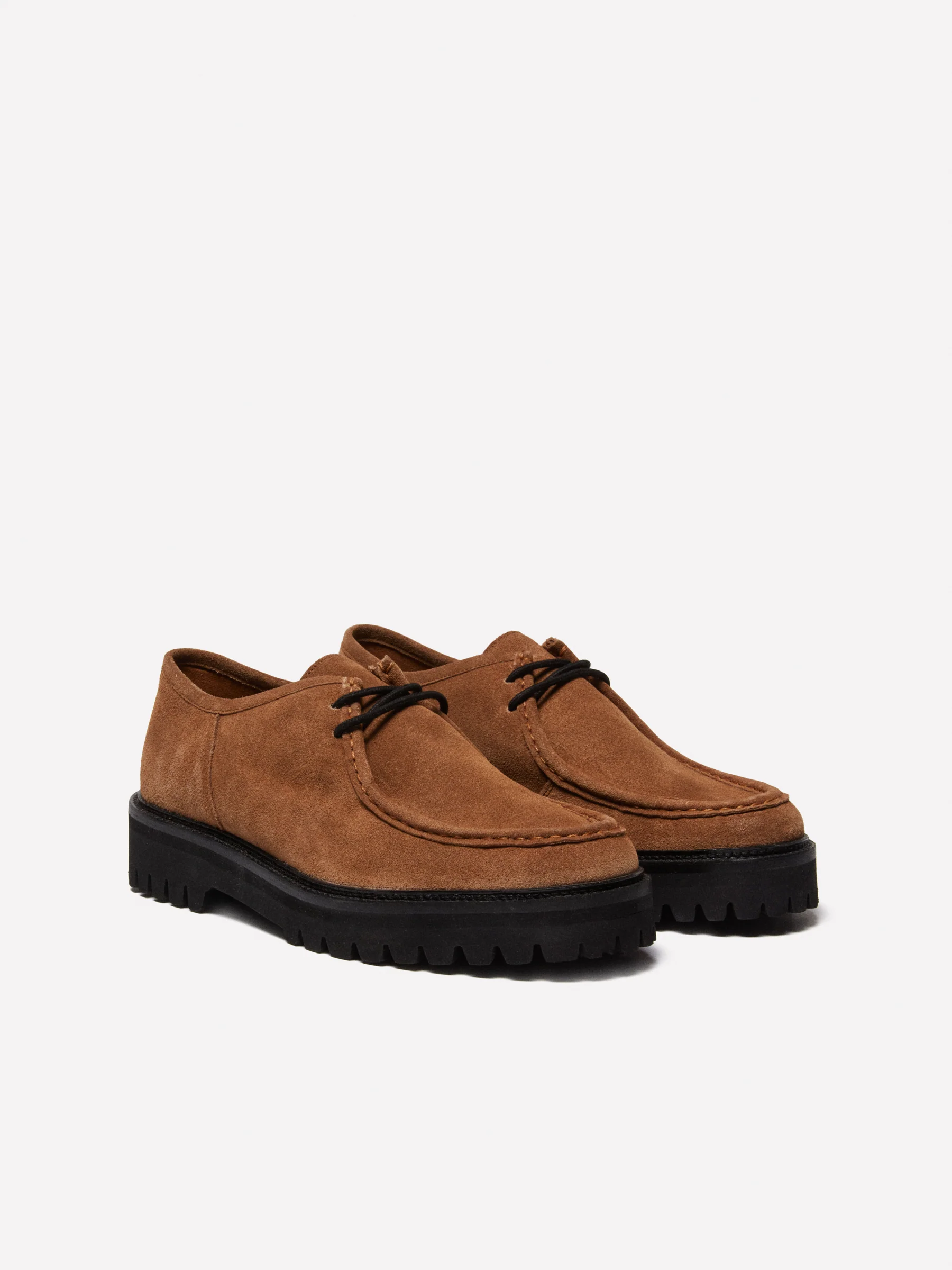 Scarpe scamosciate