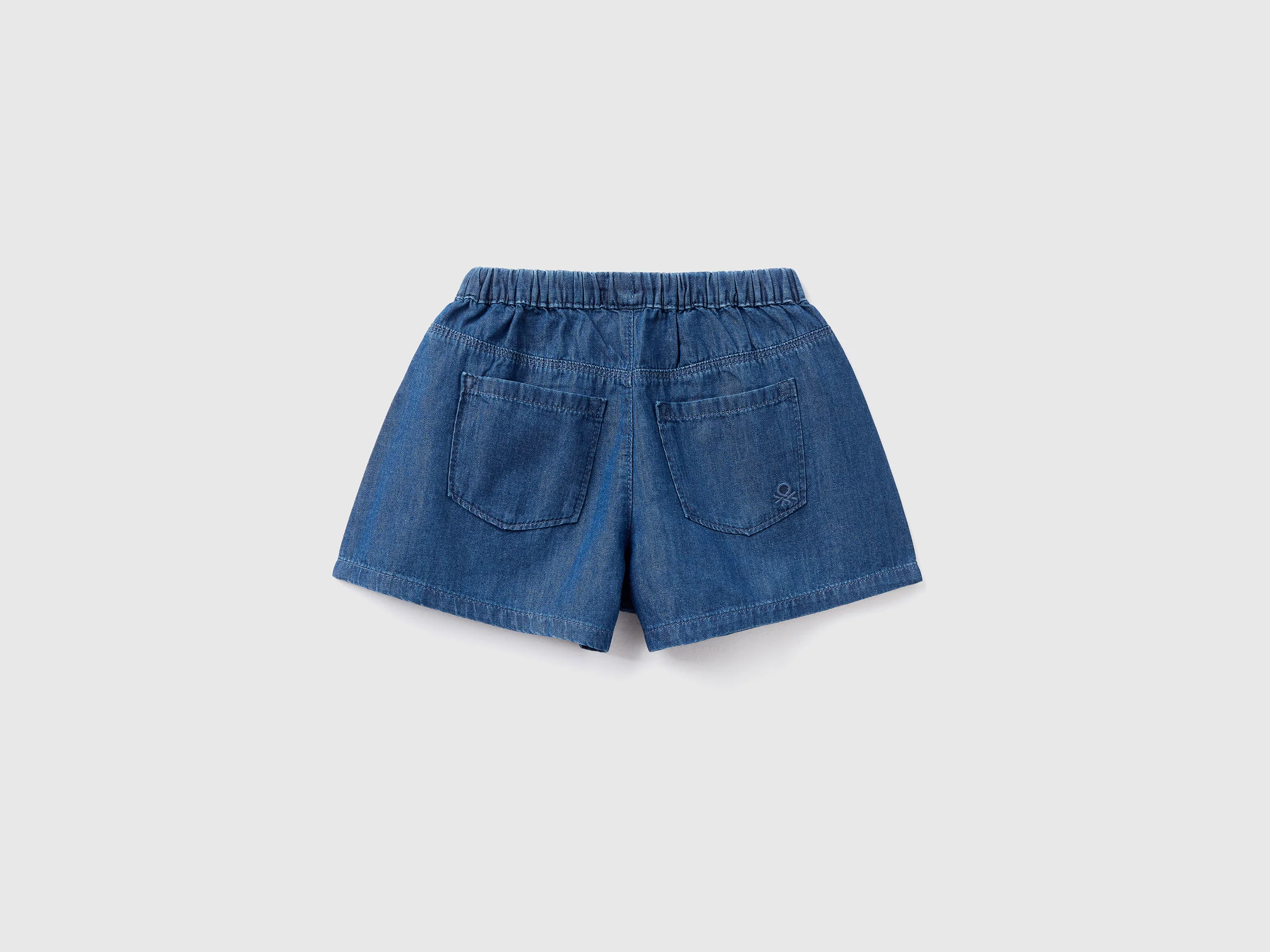Shorts leggeri effetto jeans - Image 2
