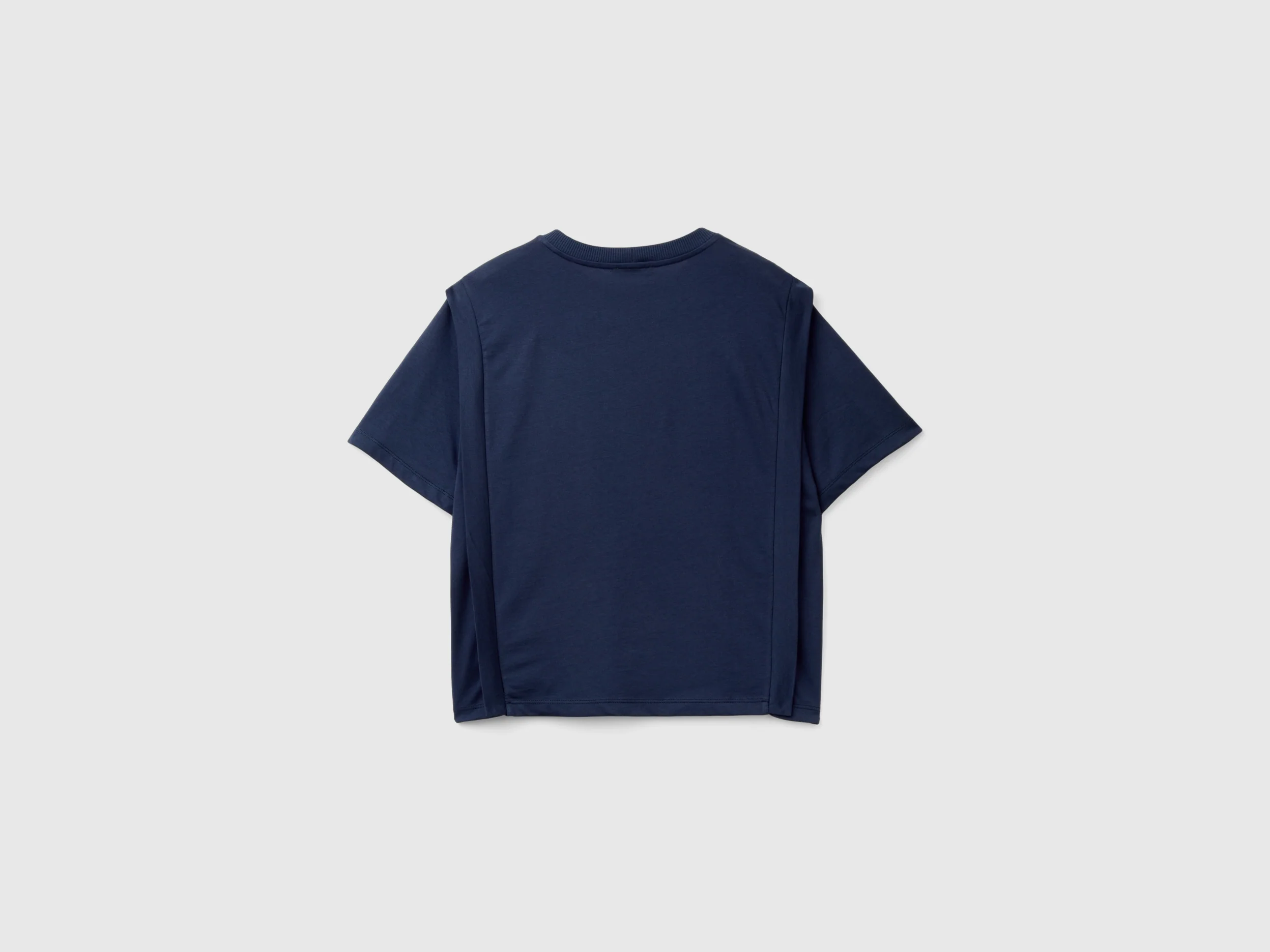 T-shirt regular fit con pieghe - Image 2