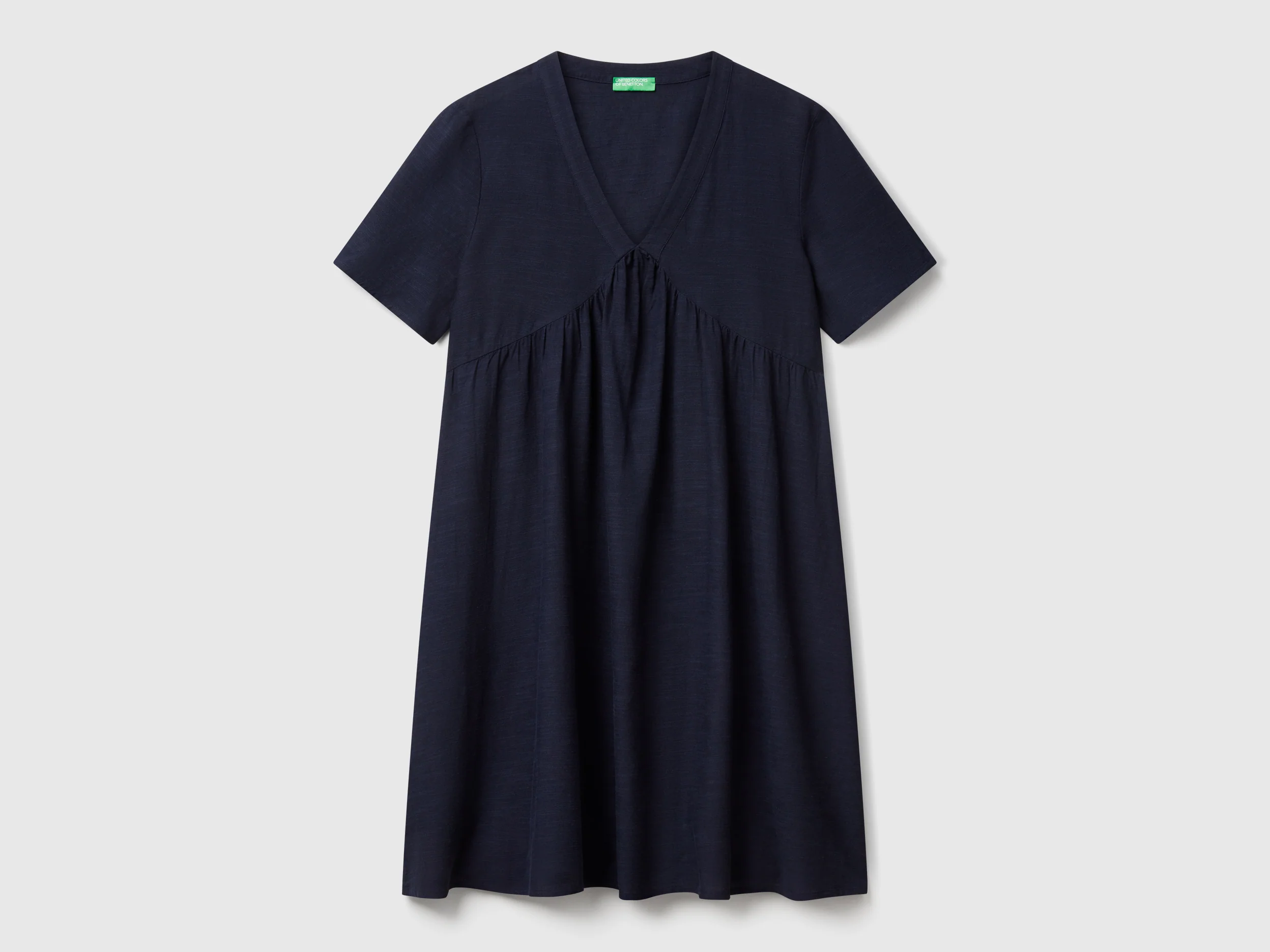 Vestito corto ampio
